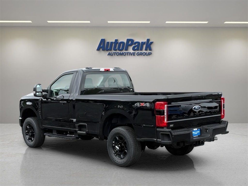 2025 Ford F-250 XL photo 5