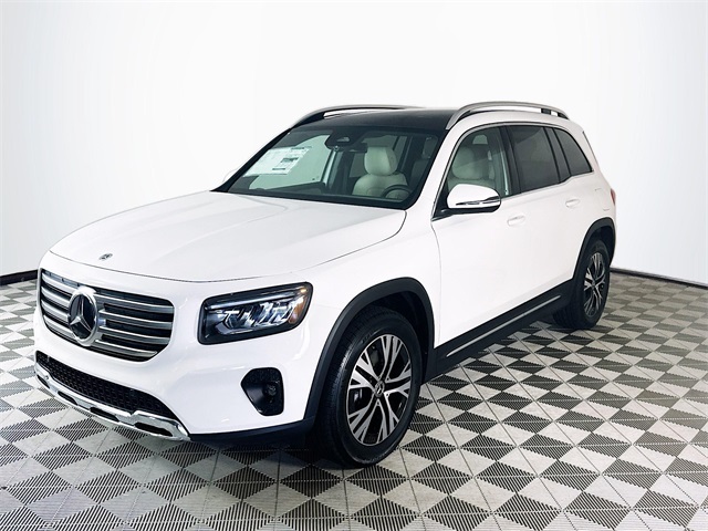 2026 Mercedes Benz GLB 250 photo 3