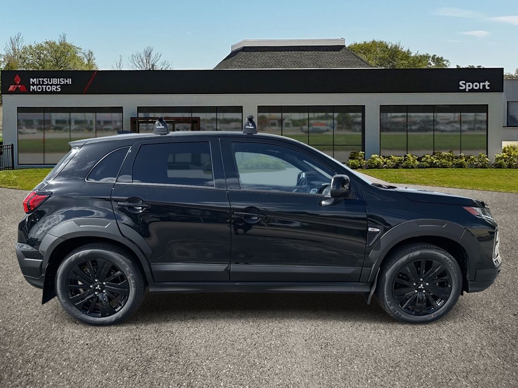 2025 Mitsubishi Outlander Sport ES SE LE photo 2