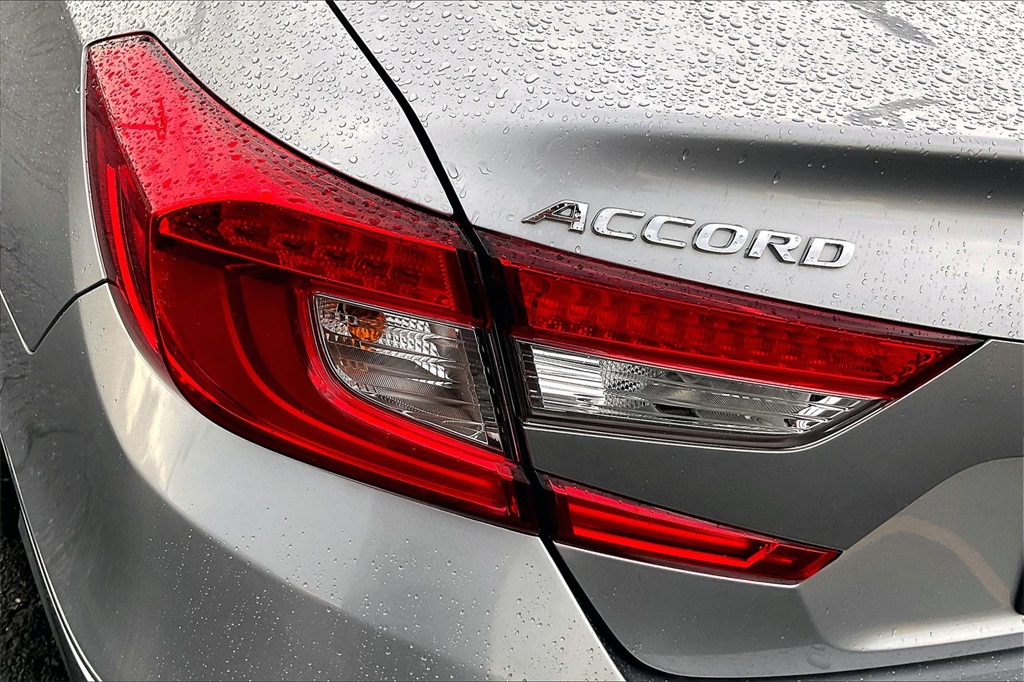 2018 Honda Accord EX-L 2.0T photo 27