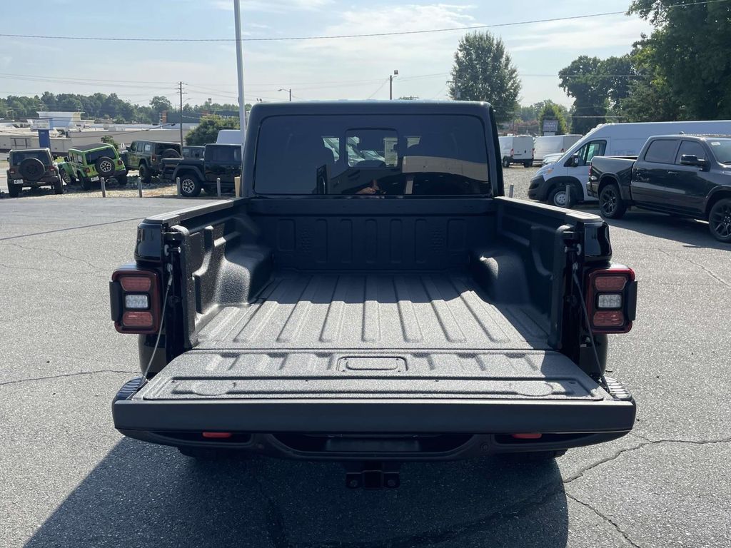 2025 Jeep Gladiator Rubicon photo 35