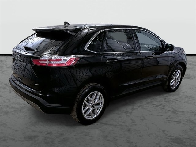 2024 Ford Edge SEL photo 4