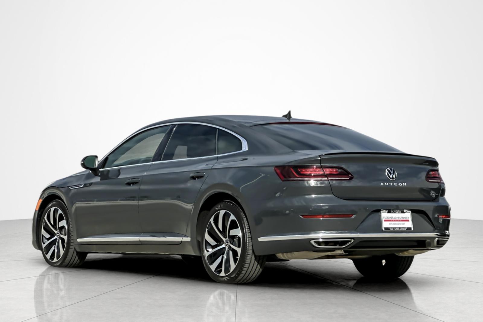 2021 Volkswagen Arteon SEL R-Line photo 3