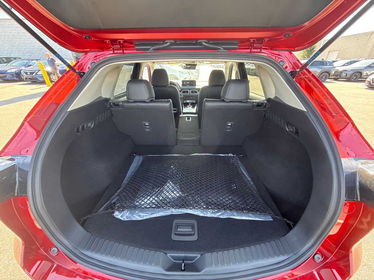 2025 Mazda CX-5 2.5 Select photo 5