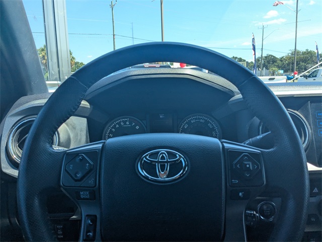 2017 Toyota Tacoma SR5 TRD Sport photo 23