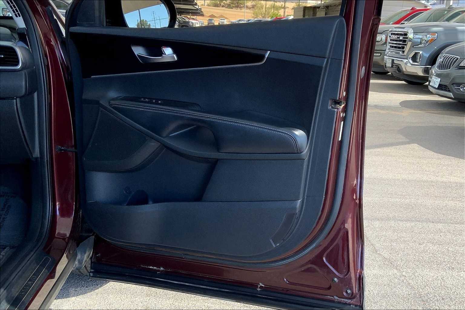 2019 Kia Sorento S V6 photo 21