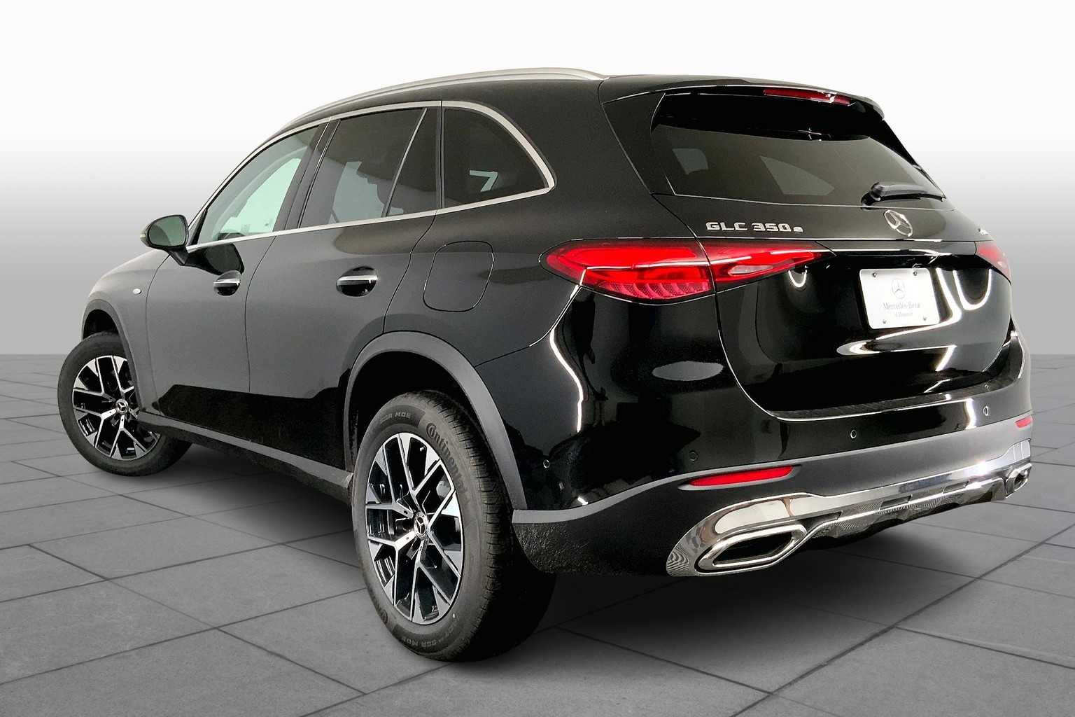 2025 Mercedes Benz GLC 350e 4MATIC photo 4