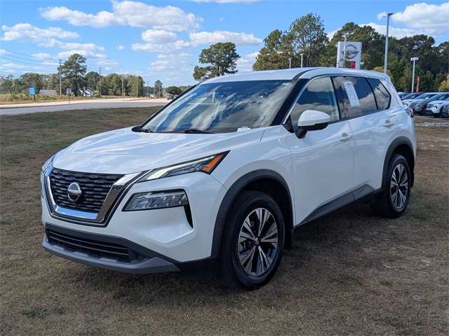 2021 Nissan Rogue SV photo 2