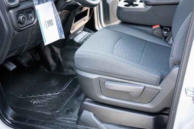2025 Ram 5500 Tradesman photo 13