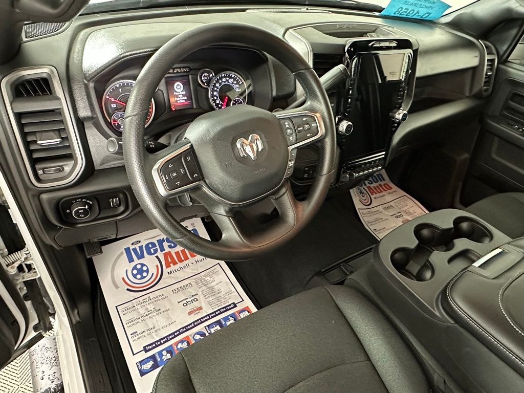 2025 Ram 2500 Tradesman photo 6