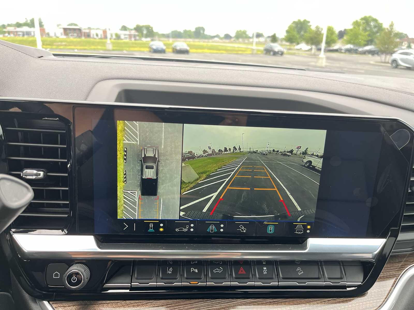 2025 Chevrolet Silverado 2500HD LT photo 17