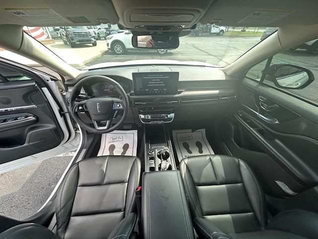 2023 Lincoln Corsair Standard photo 35