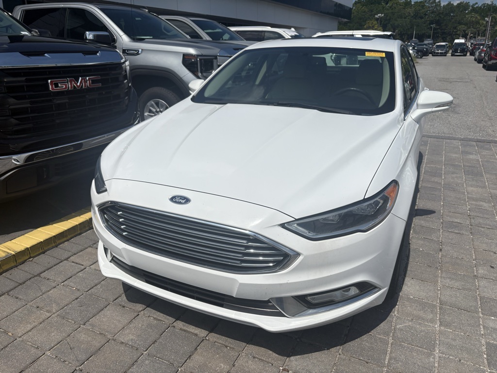 2017 Ford Fusion Hybrid Titanium photo 2
