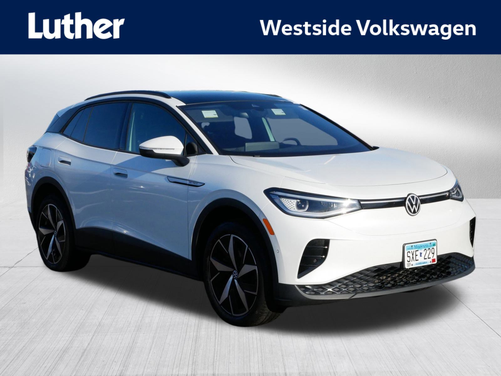 2023 Volkswagen ID.4 Base's photo