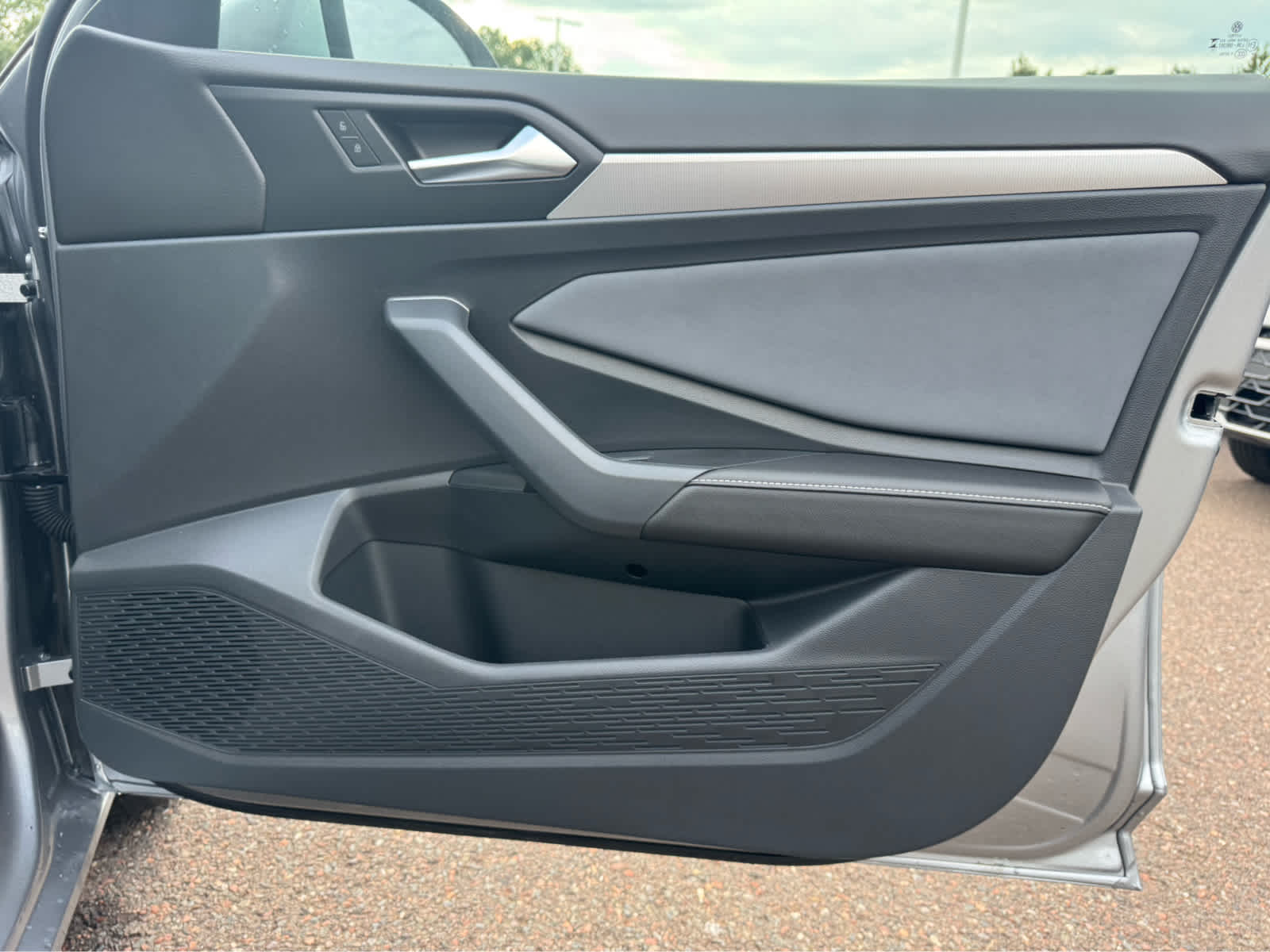 2025 Volkswagen Jetta SE photo 42