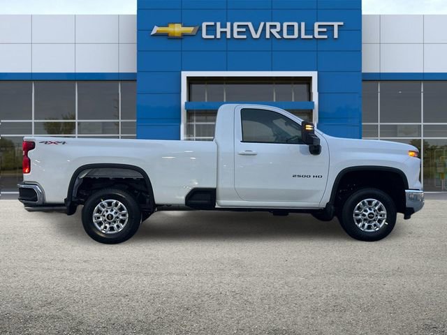 2026 Chevrolet Silverado 2500HD LT photo 3
