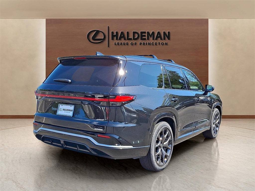 2025 Lexus TX 500h F SPORT Premium photo 3