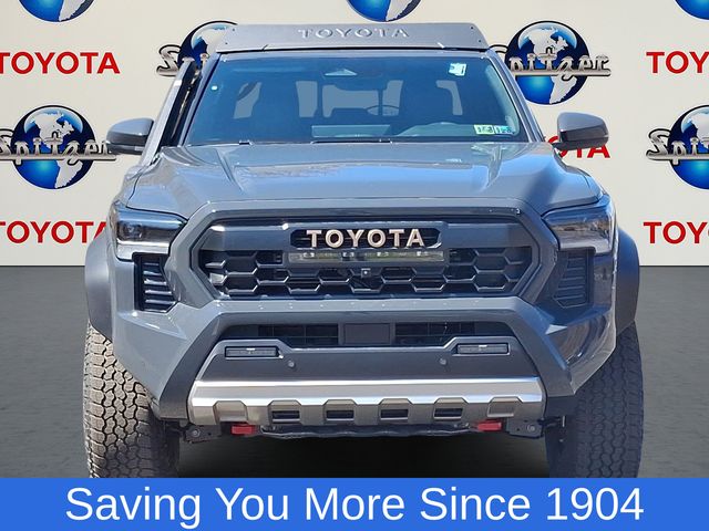 2025 Toyota Tacoma Trailhunter photo 2