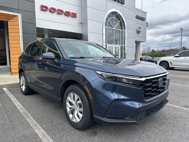 2023 Honda CR-V LX photo 2