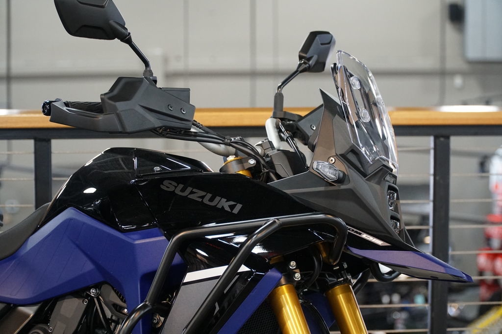 New 2023 Suzuki V-Strom 800DE Adventure in #S23026 | Sid Dillon