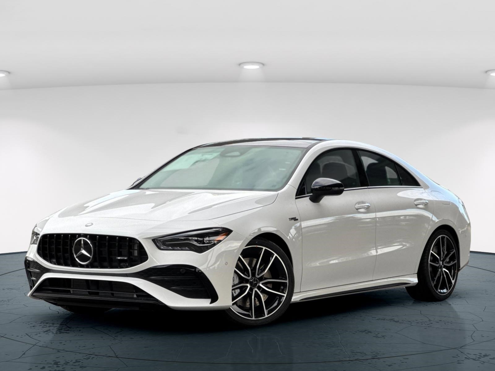 2026 Mercedes Benz CLA 35 AMG 4MATIC photo 3