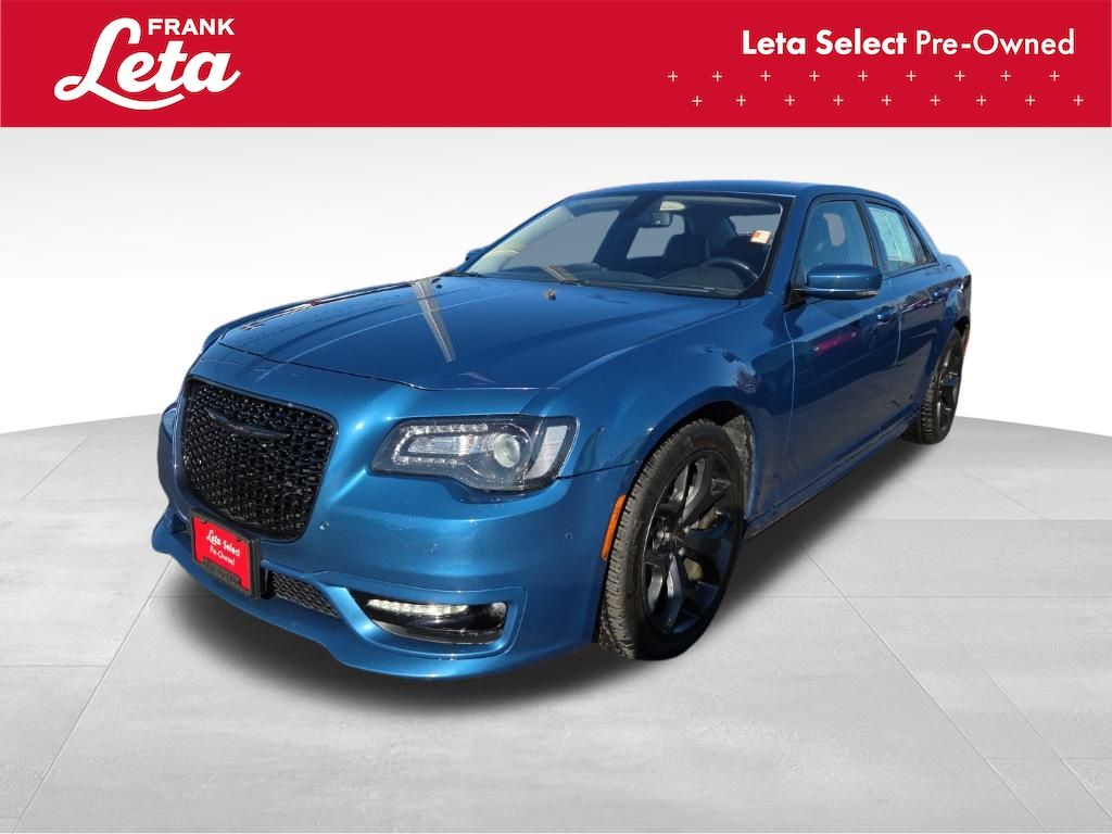 2022 Chrysler 300 Touring L's photo