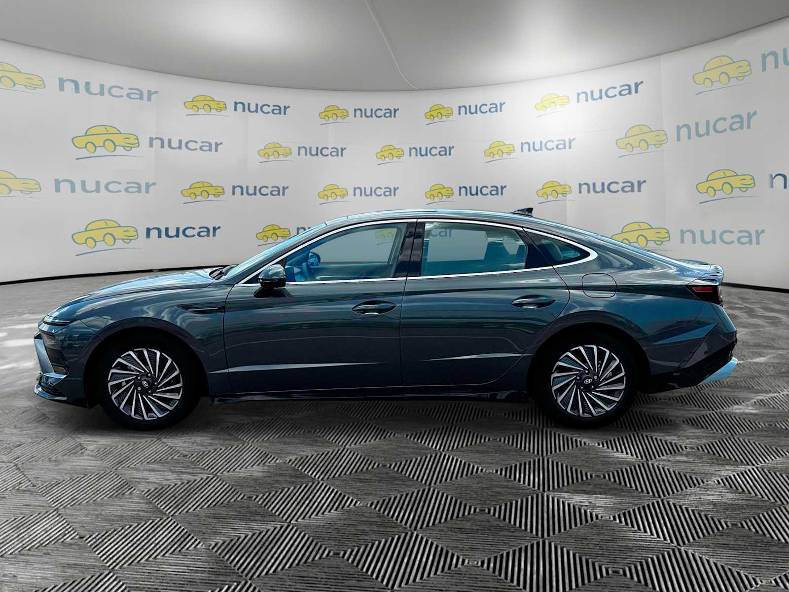 2024 Hyundai Sonata Hybrid Limited photo 4