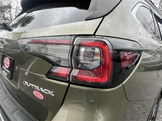 2020 Subaru Outback Limited photo 10