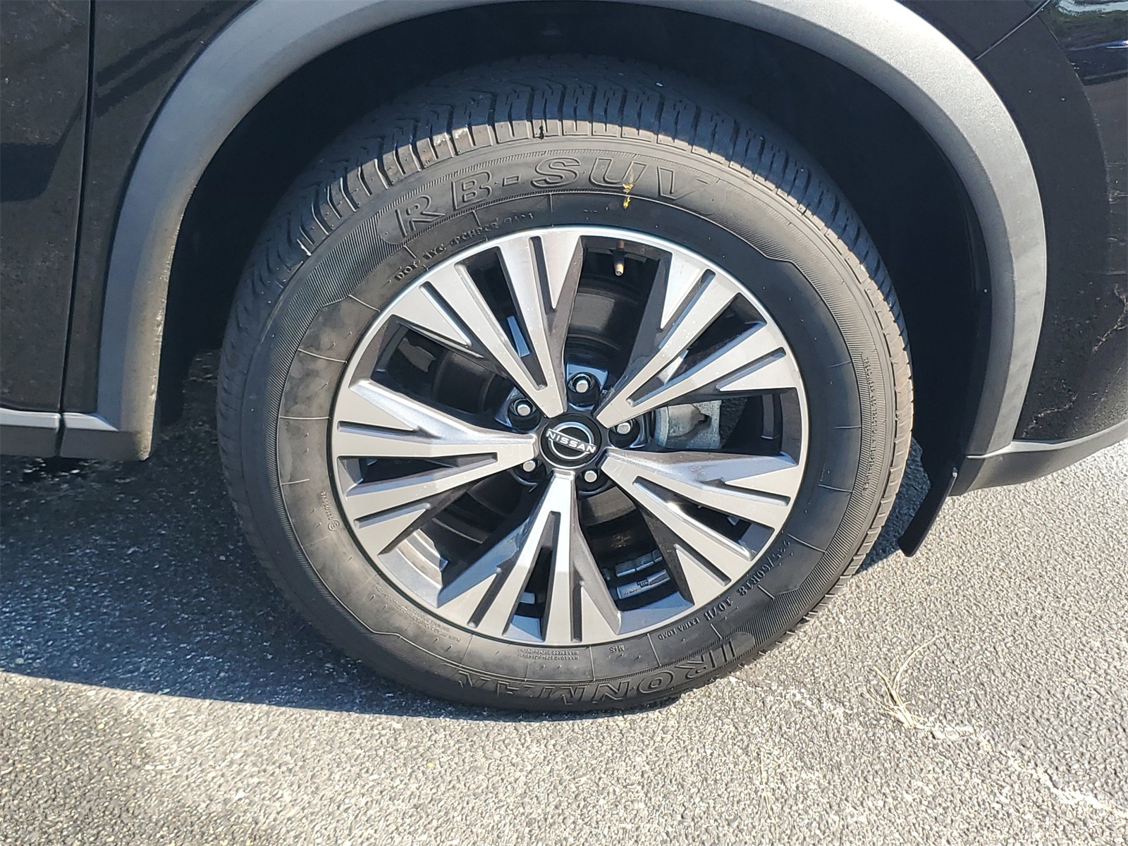 2023 Nissan Rogue SV photo 30