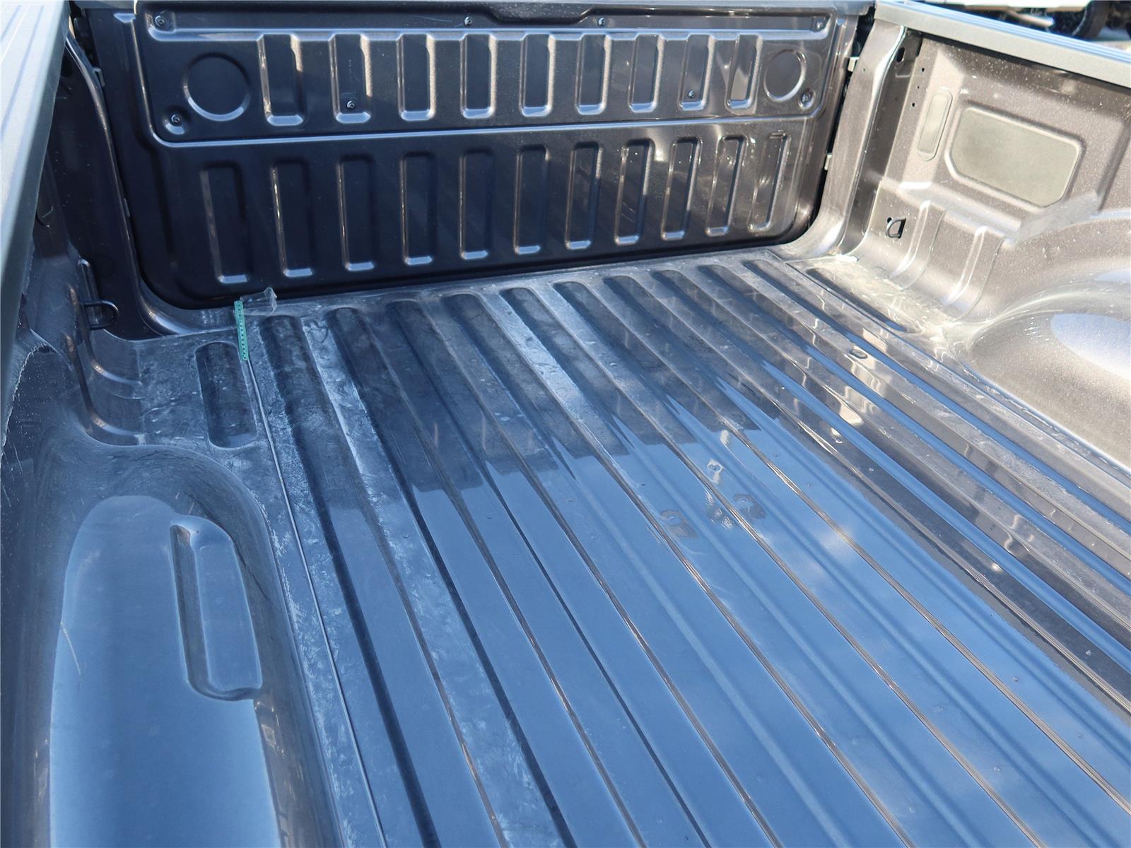 2025 Ram 1500 Big Horn photo 4