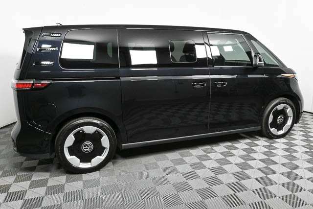 2025 Volkswagen ID. Buzz Pro S photo 2