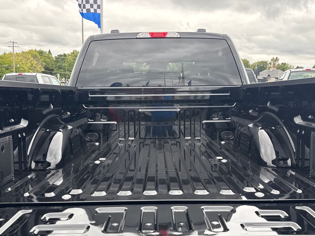 2025 Ford F-150 STX photo 9