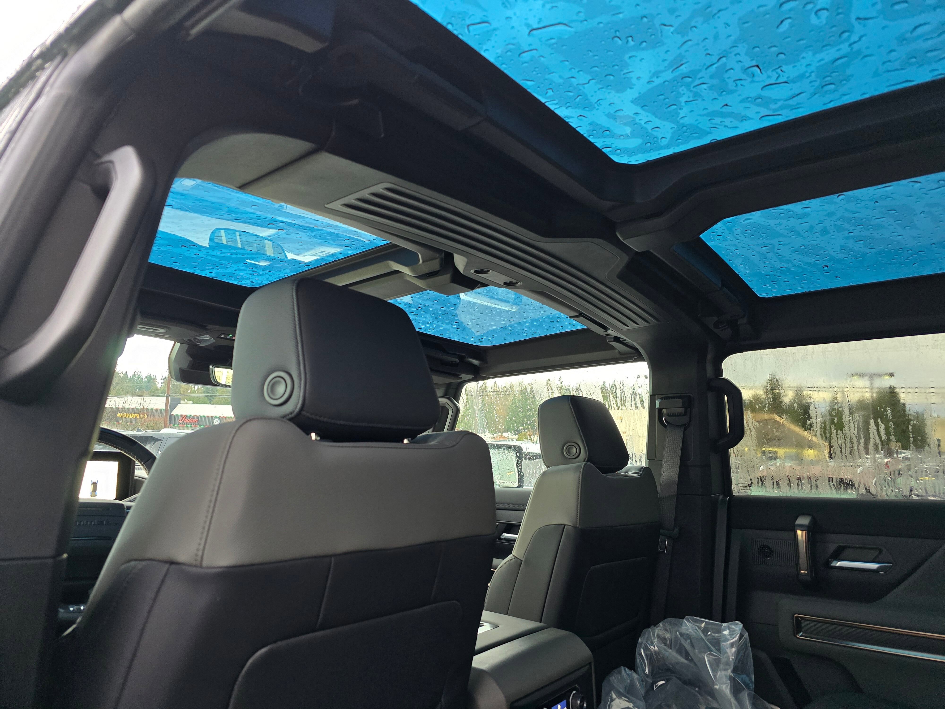 2025 Gmc Hummer EV Pickup photo 2