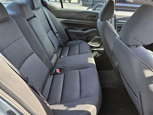 2023 Nissan Altima 2.5 SV photo 14