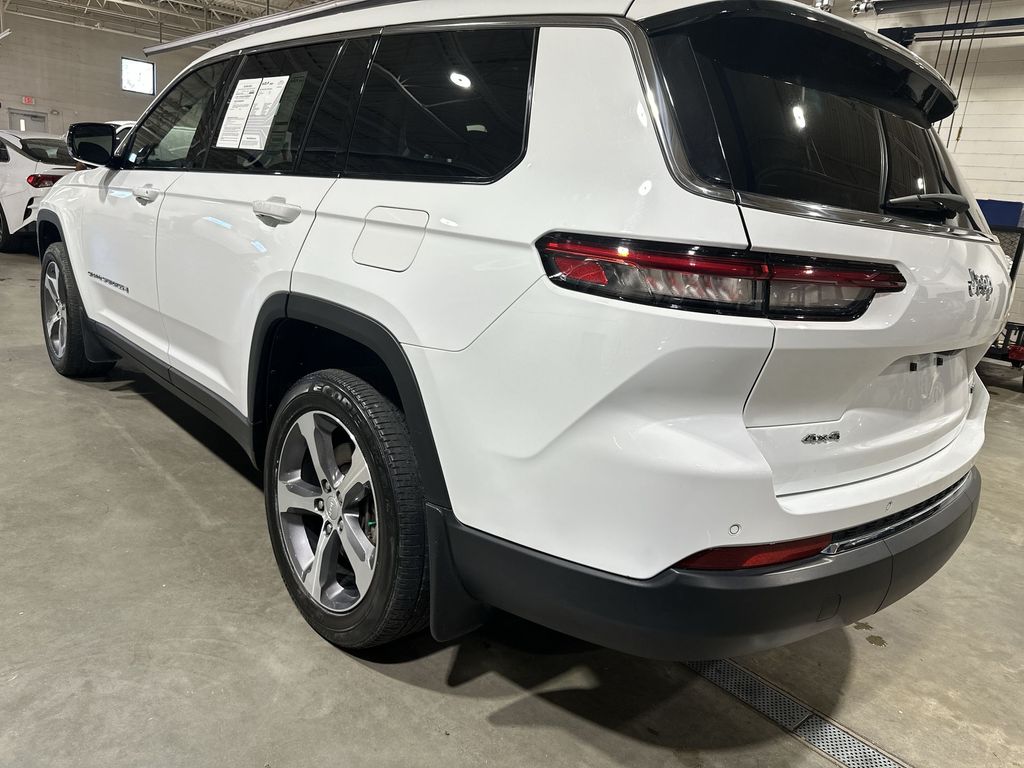 2023 Jeep Grand Cherokee Limited photo 4