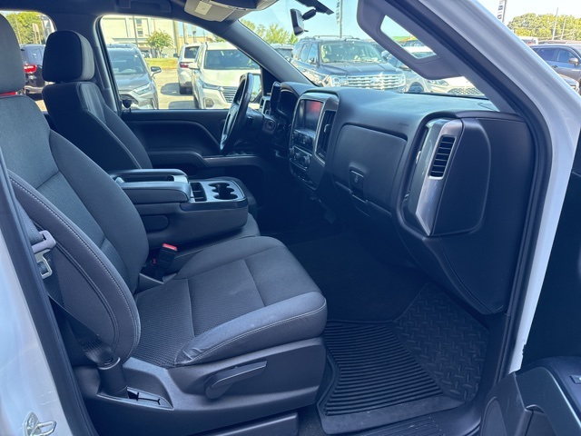 2018 Chevrolet Silverado 1500 LT1 photo 3