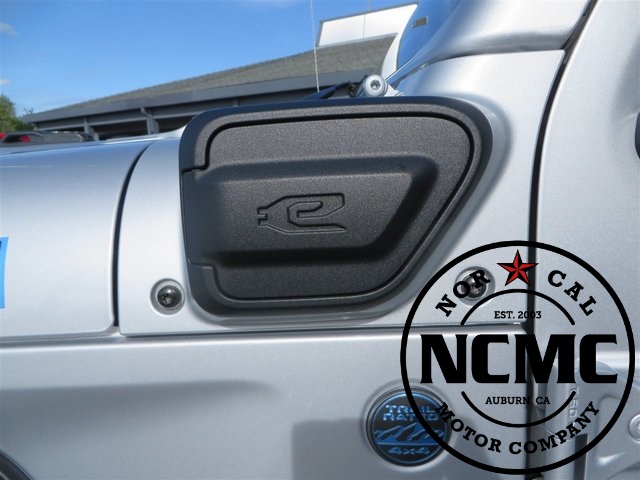 2023 Jeep Wrangler Rubicon 4xe photo 13