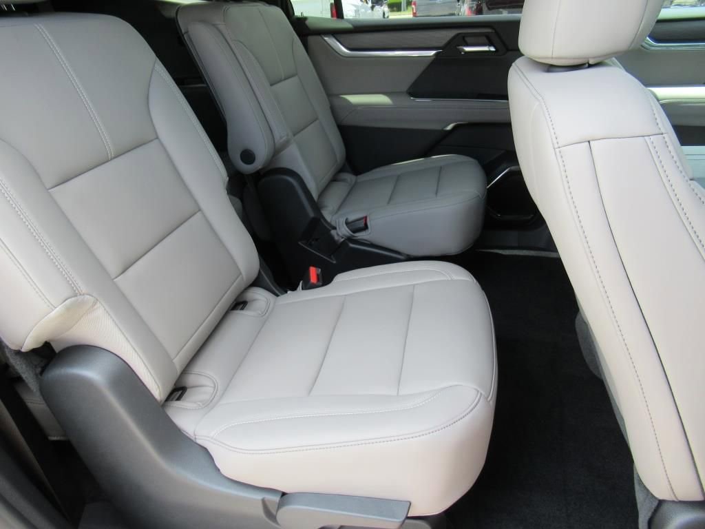 2026 Gmc Acadia Elevation photo 24