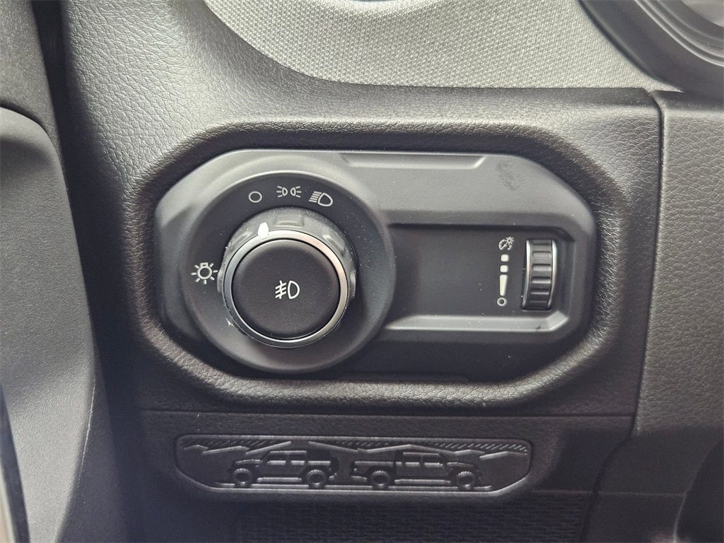 2025 Jeep Wrangler Sport photo 19