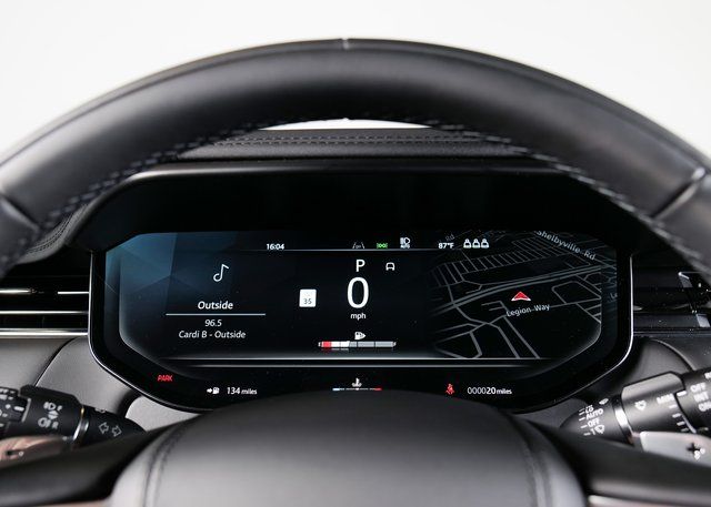 2025 Land Rover Range Rover Sport SE photo 14