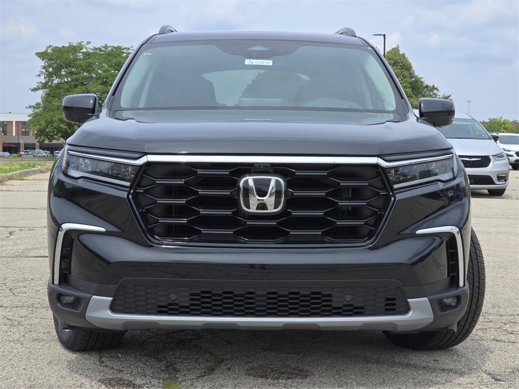 2025 Honda Pilot Elite photo 2