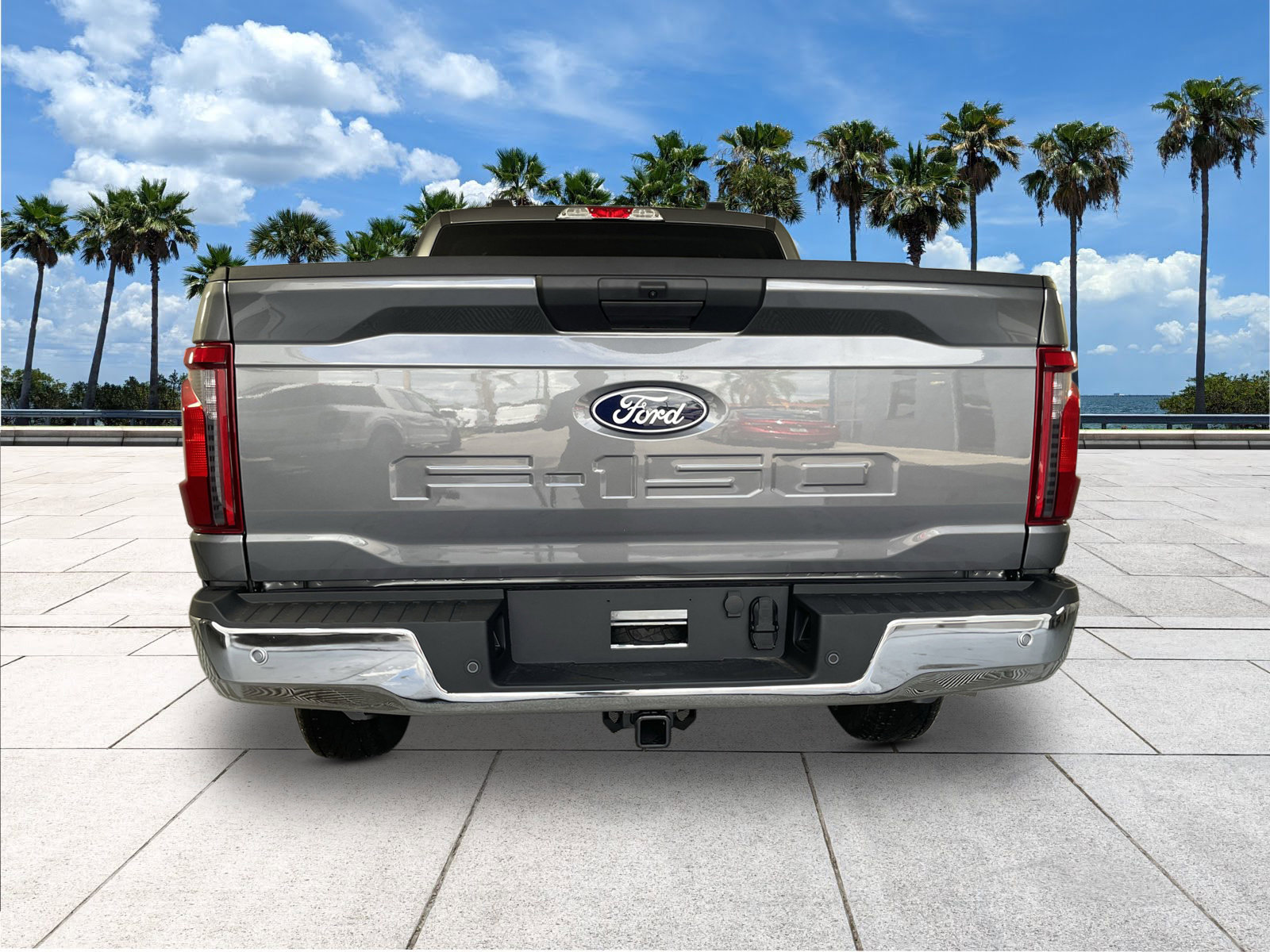 2025 Ford F-150 XL photo 5