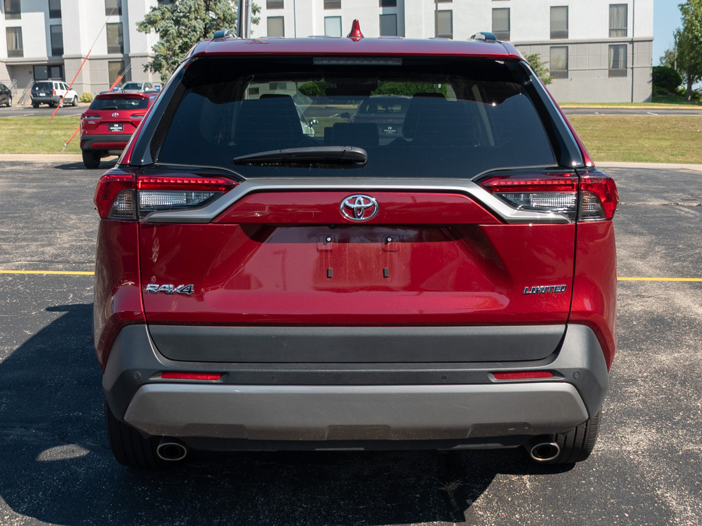 2023 Toyota RAV4 Limited photo 5