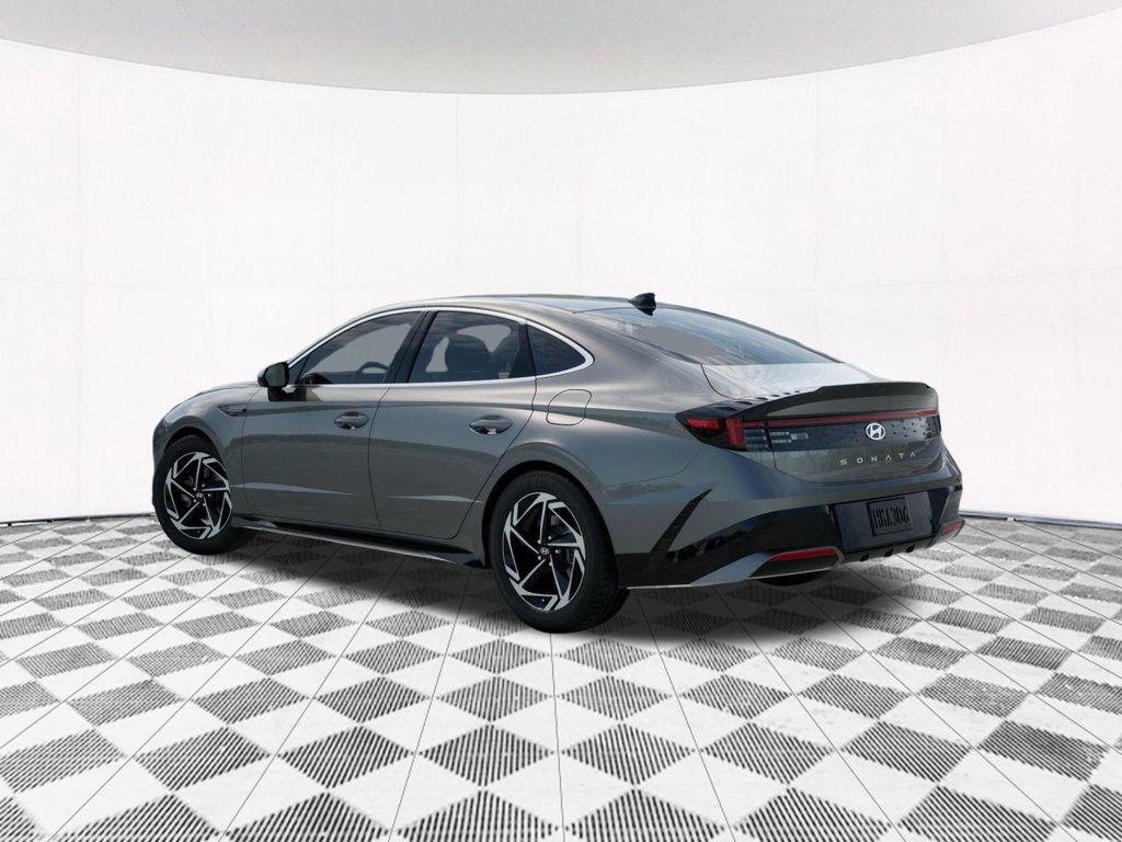 2026 Hyundai Sonata SEL Sport photo 4