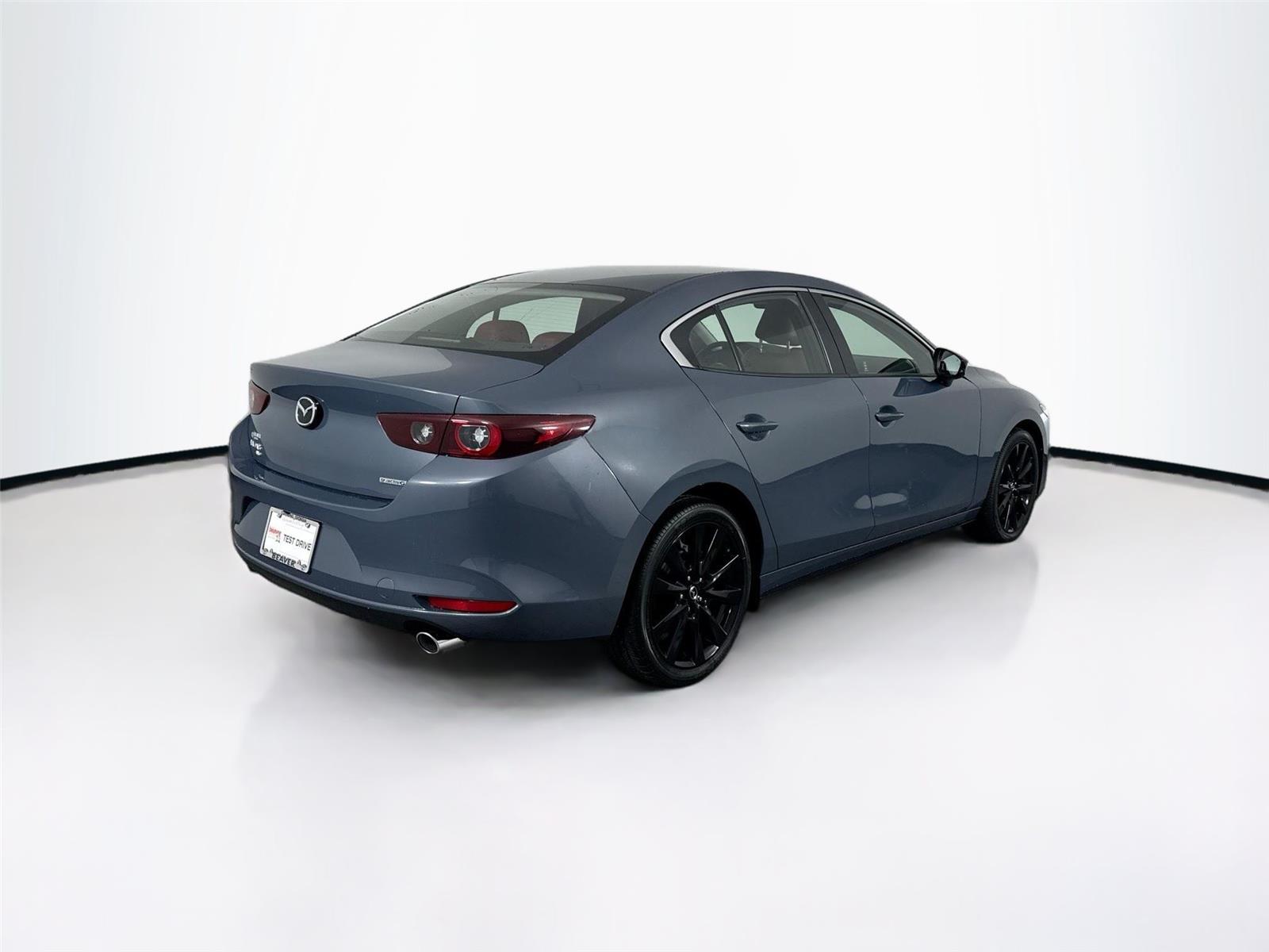 2024 Mazda Mazda3 2.5 s Carbon photo 6