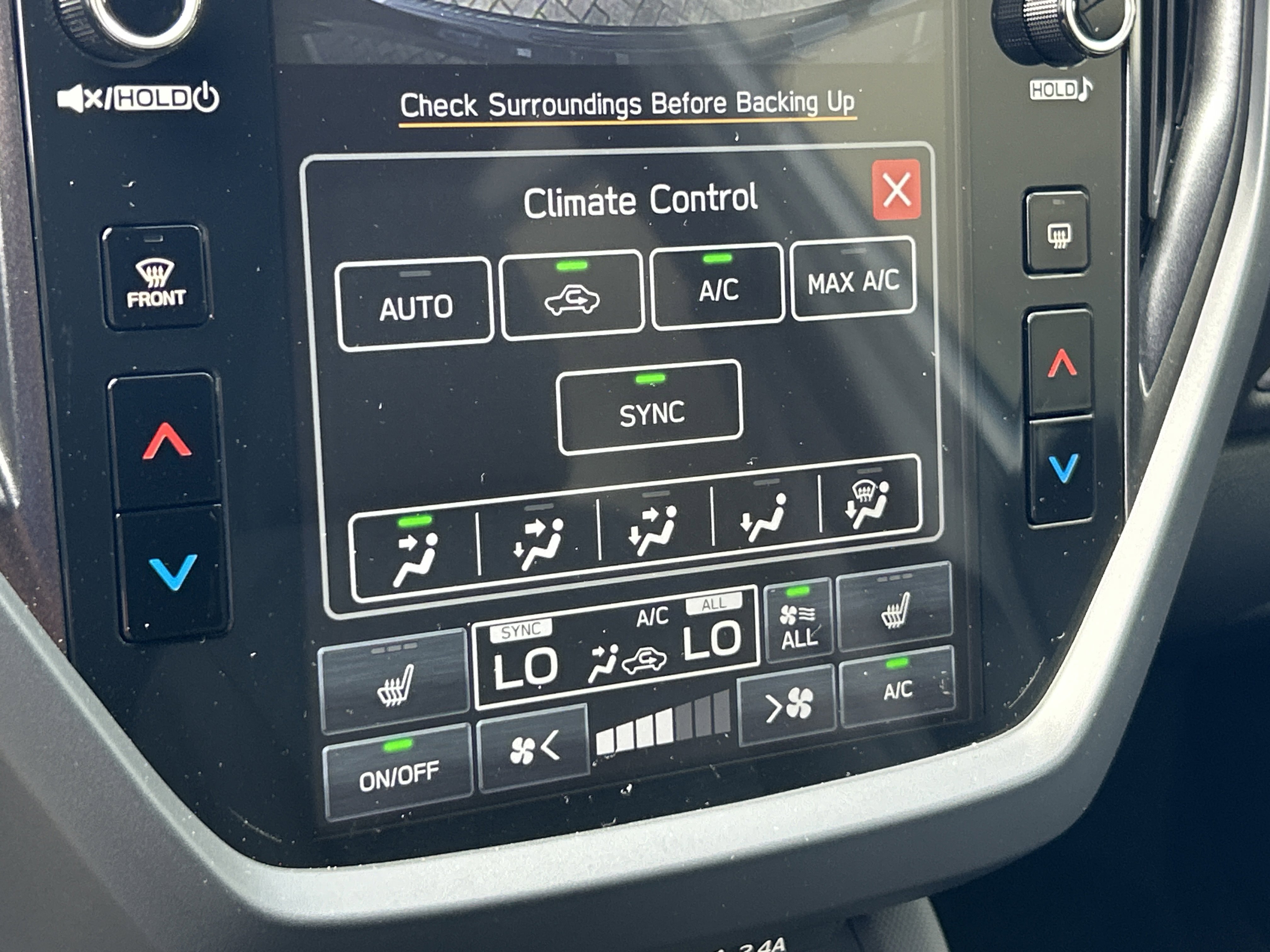 2025 Subaru Forester Premium photo 3