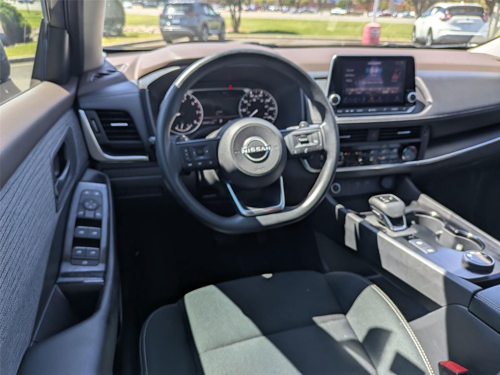 2023 Nissan Rogue S photo 24
