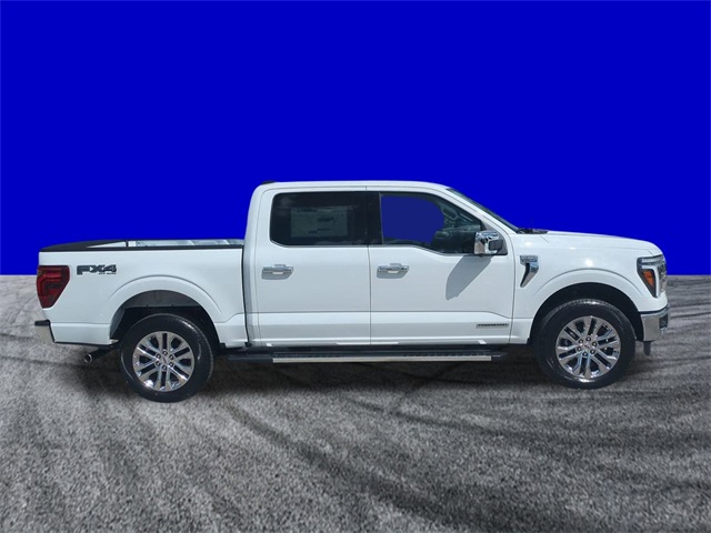 2025 Ford F-150 Lariat photo 2