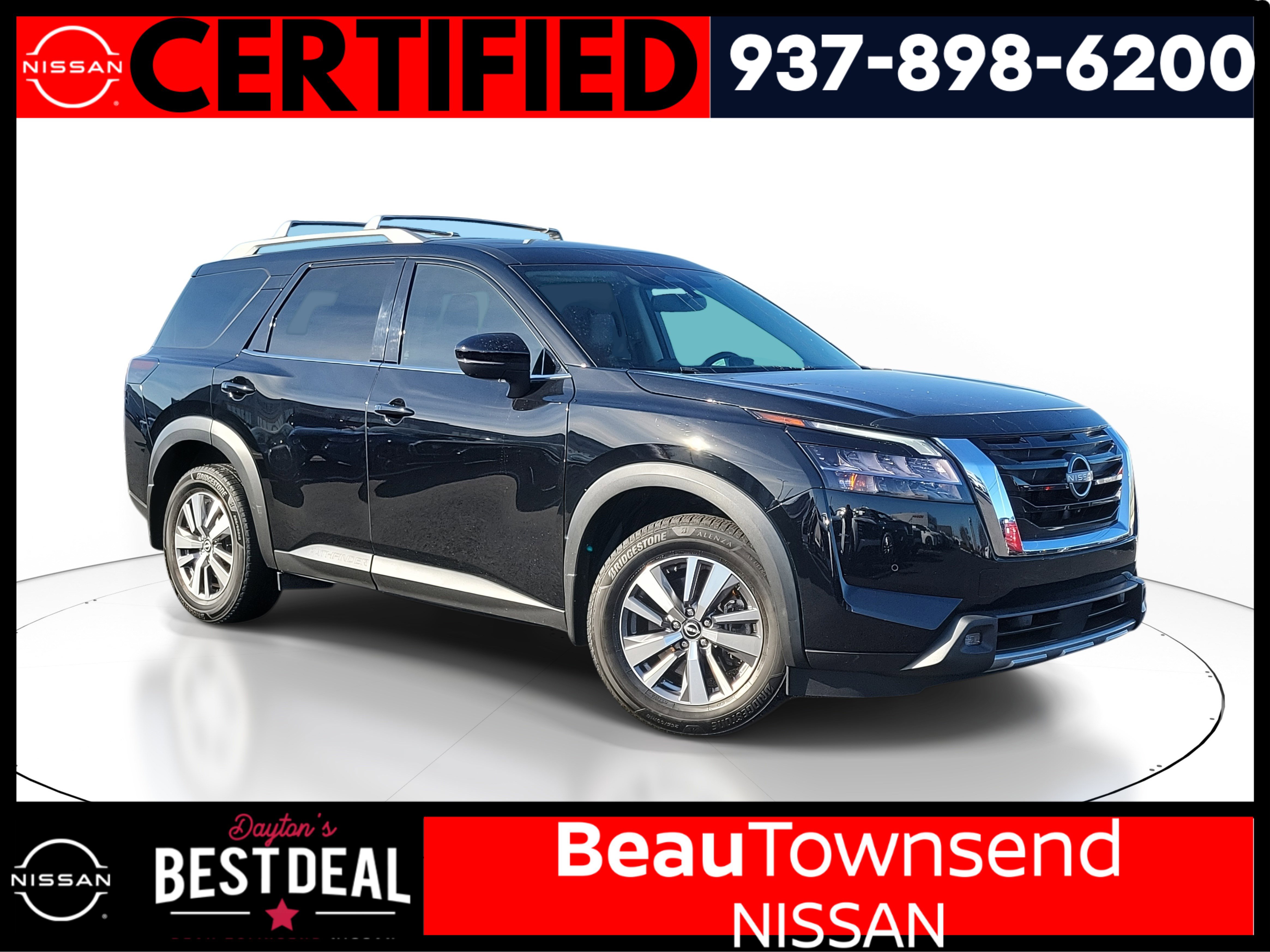 2022 Nissan Pathfinder SL's photo