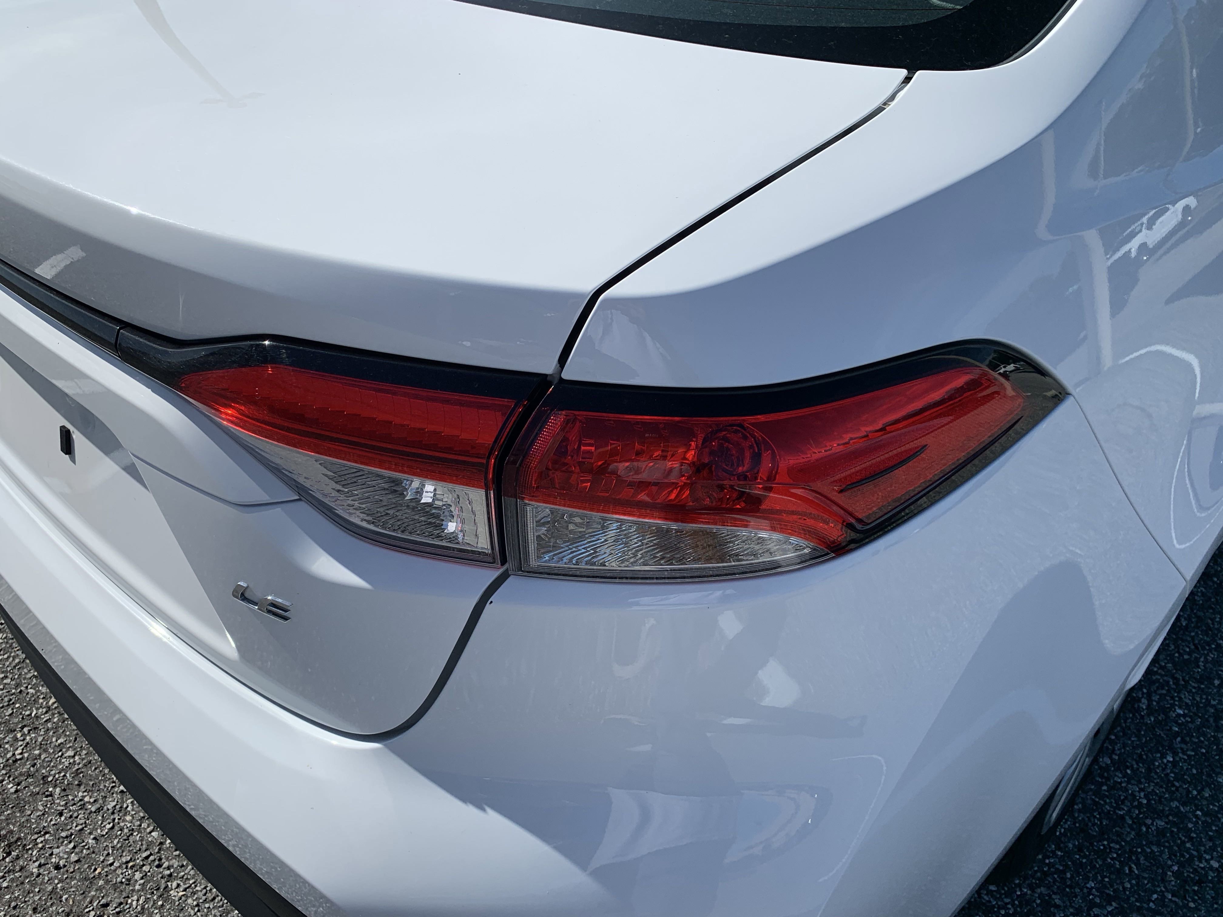 2023 Toyota Corolla LE photo 2
